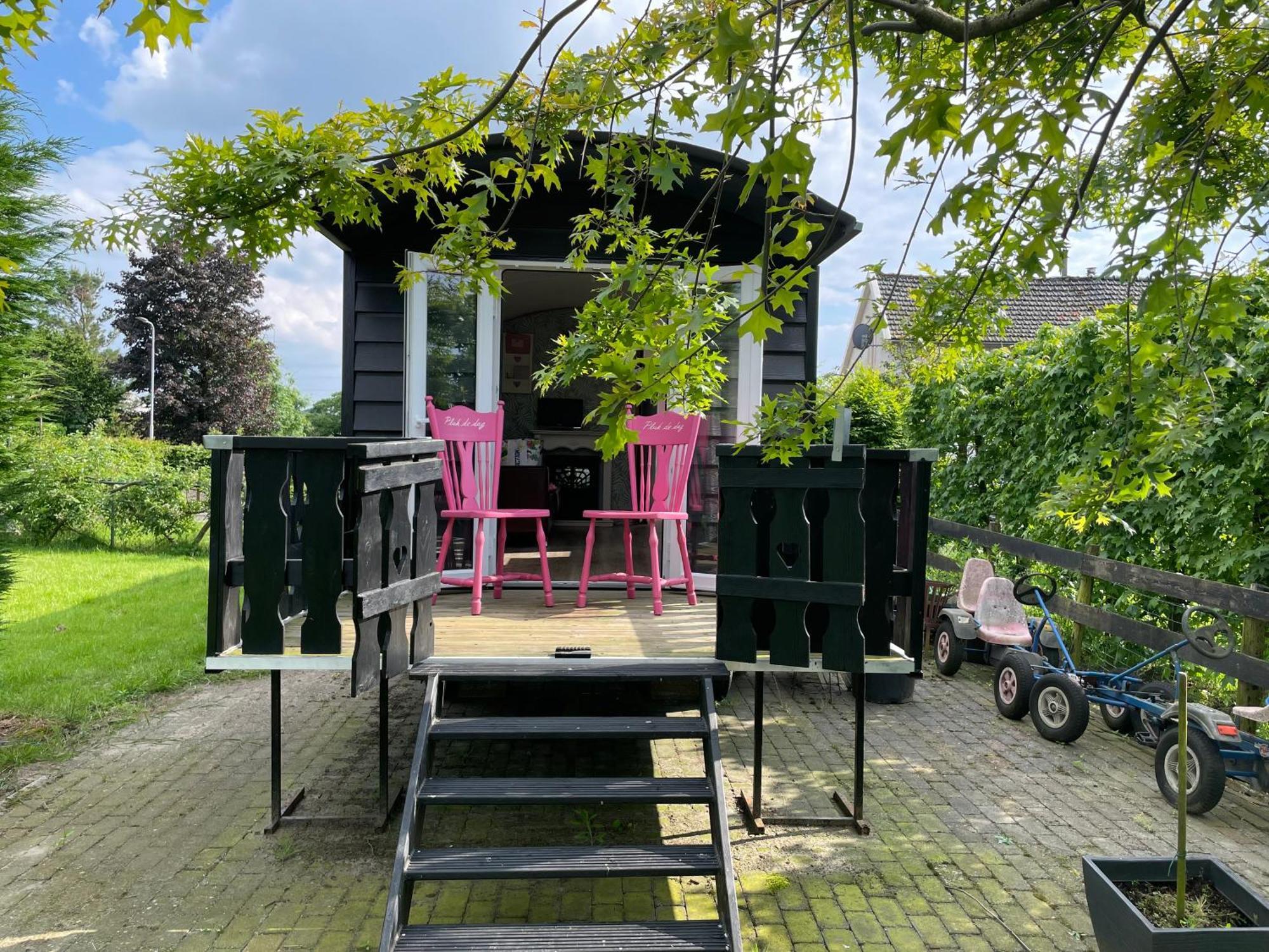 Pipowagen Mamaloe Bed & Breakfast Kesteren Exterior photo